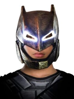 Adult Batman V Superman: Dawn Of Justice Batman Armored Light Up Mask