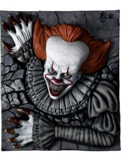 37-inch IT Pennywise Wall Breaker Decoration