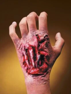 Reel F/X Torn Up Hand Latex Appliance